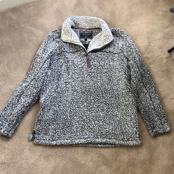 True Grit pullover - Picture 2 of 3